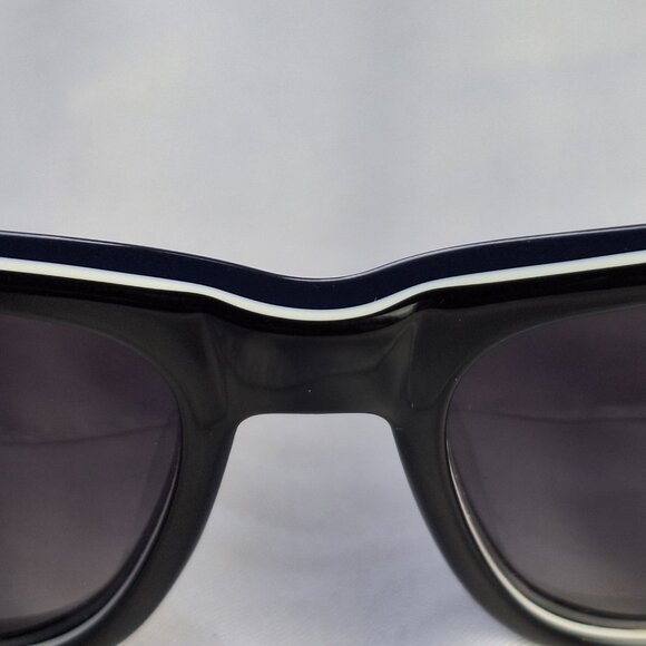 Argento AGH3503 B32 Stylish Sunglasses. main image 10